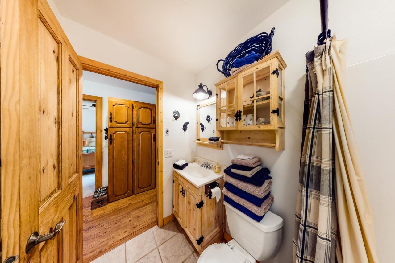 Alpine Home Lilliwaup ภายนอก รูปภาพ